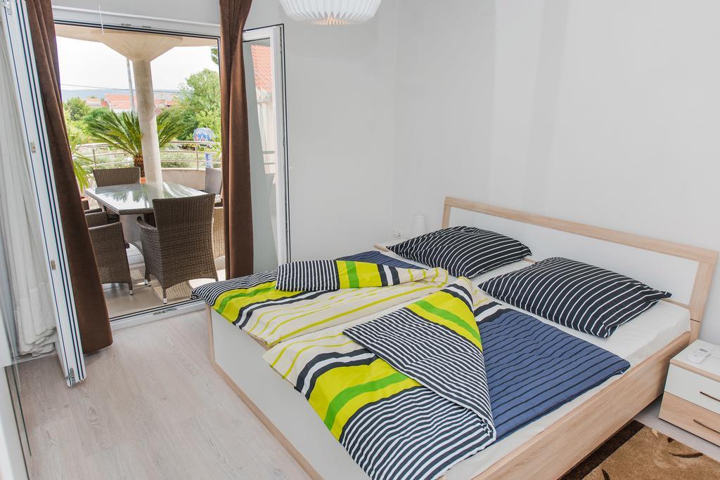 Apartment Grabovac Kaštela Szoba fotó