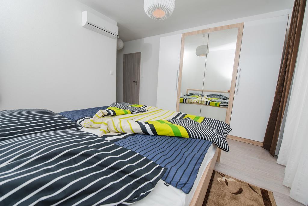 Apartment Grabovac Kaštela Szoba fotó