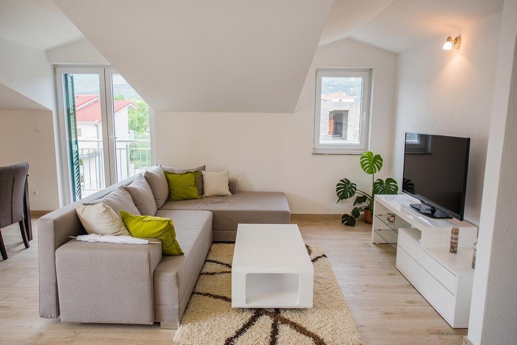 Apartment Grabovac Kaštela Kültér fotó